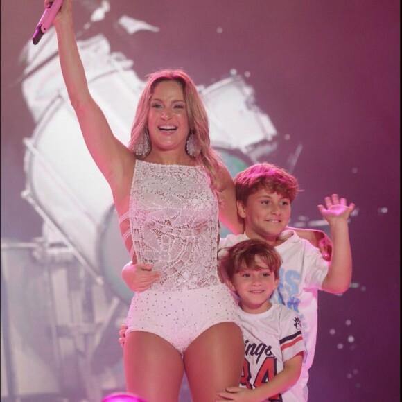 Claudia Leitte também é mãe de Rafael e Davi