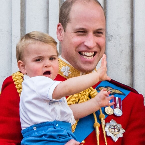 Filho caçula de Kate Middleton e Príncipe William, Louis repete look usado pelo príncipe Harry em 1986, em 8 de junho de 2019
