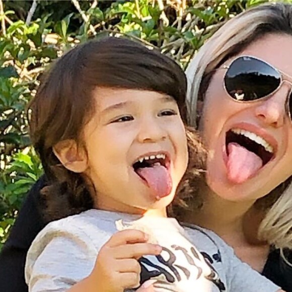 Antonia Fontenelle é mãe de Salvatore, de quase 3 anos.