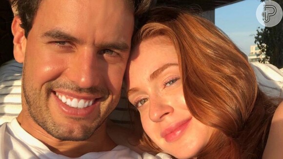 O marido de Marina Ruy Barbosa, Alexandre Negrão, fez uma colagem, no Instagram, com nove fotos do casal e compartilhou na web.