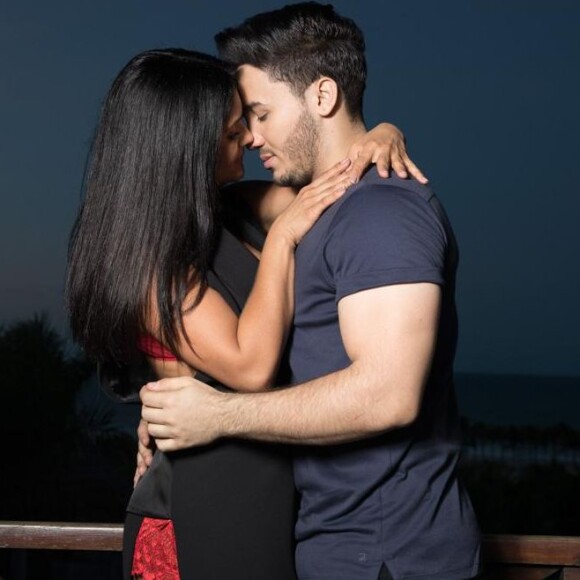 
Mileide Mihaile posou com Wallas Arrais para campanha de Dia dos Namorados 

