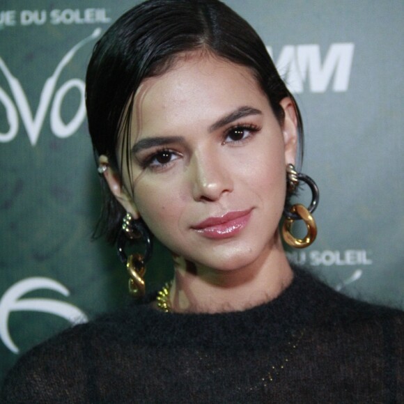 Bruna Marquezine planeja viajar para Los Angeles em setembro