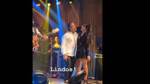 Lulu Santos faz show em festa de Marcos Mion e canta com Michel Teló em comemoração