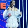 Bruna Marquezine apresentou um dos prêmios do palco do MTV Miaw, que ocorreu nesta quarta-feira, 3 de julho de 2019