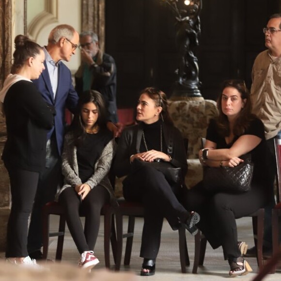 Famosos e familiares dão último adeus a João Gilberto em velório aberto ao público no Theatro Municipal do Rio de Janeiro, no Centro da cidade, nesta segunda-feira, 08 de julho de 2019