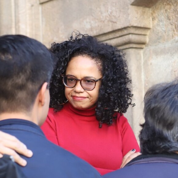 Tereza Cristina dá último adeus a João Gilberto em velório aberto ao público no Theatro Municipal do Rio de Janeiro, no Centro da cidade, nesta segunda-feira, 08 de julho de 2019