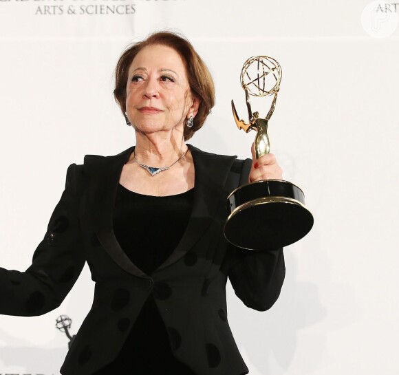 Fernanda Montenegro recebeu o troféu no Emmy Internacional no final do ano passado pela sua personagem em 'Doce de mãe'
