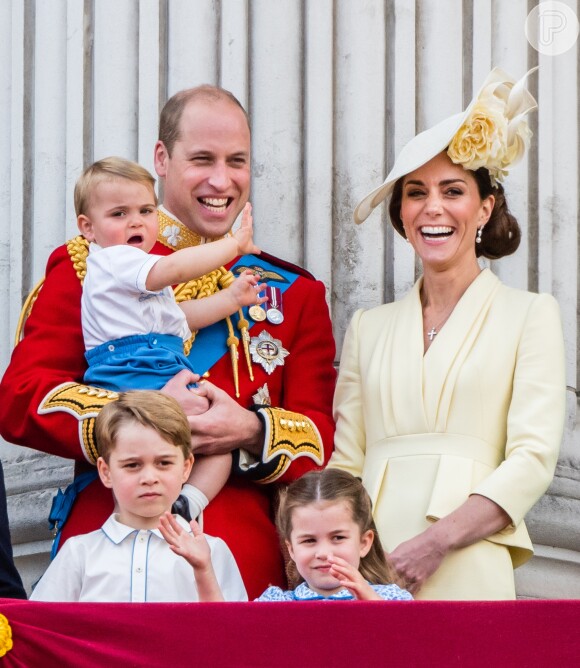 Kate Middleton e príncip William são pais de George, Charlotte e Louis