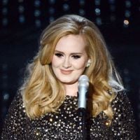 De acordo com gravadora, novo disco da cantora Adele só será lançado em 2015