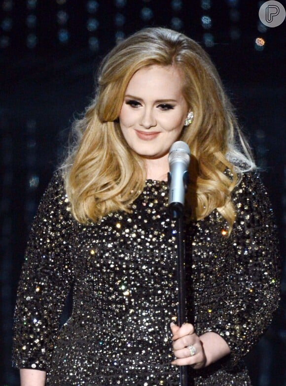 Novo CD da cantora Adele só deve ser lançado em 2015