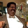 Eddie Murphy é o professor de genética Sherman Klump, em 'O Professor Aloprado' (1996)