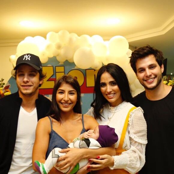 Jade Seba fantasia filho de Buzz Lightyear e faz festa de dois meses com tema 'Toy Story'