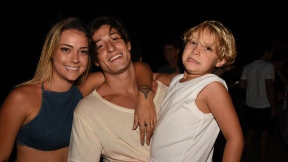 Filho de Neymar aprova padrasto e elege mãe, Carol Dantas, como a mais brava
