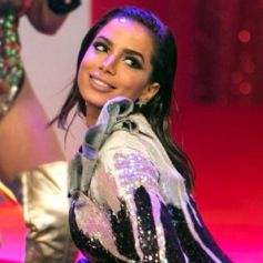 Anitta já modificou o nariz duas vezes