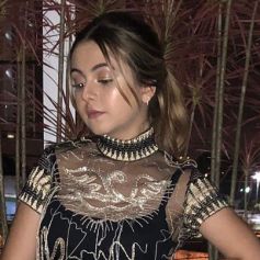 Klara Castanho passou a aceitar o próprio corpo: 'Sempre tive complexo com o meu corpo. Por ser baixinha, por não ter barriga chapada'