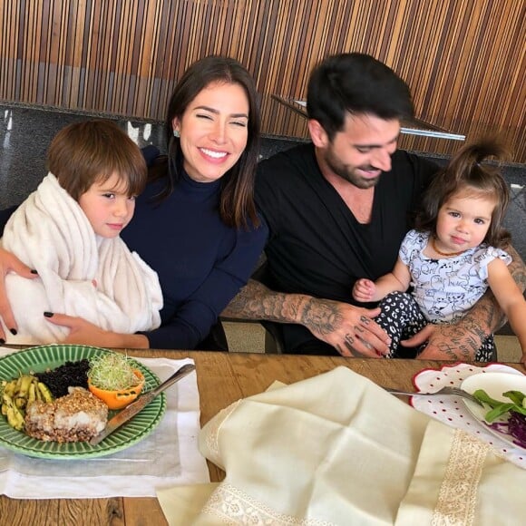 Adriana Sant'Anna é mãe de Rodrigo, de 3 anos e 6 meses, e de Linda, de 1 ano e 7 meses