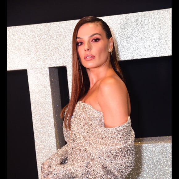 Isis Valverde ficou ruiva para nova novela na TV Globo