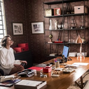 Maria da Paz (Juliana Paes) encontra Josiane (Agatha Moreira) em mansão e dá lição de moral na novela 'A Dona do Pedaço'