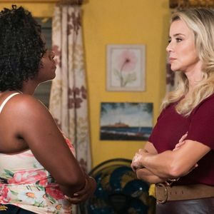 Vânia (Olívia Araújo) confronta Karina (Christine Fernandes) após ela armar para sua filha na novela 'Malhação: Toda Forma de Amar'