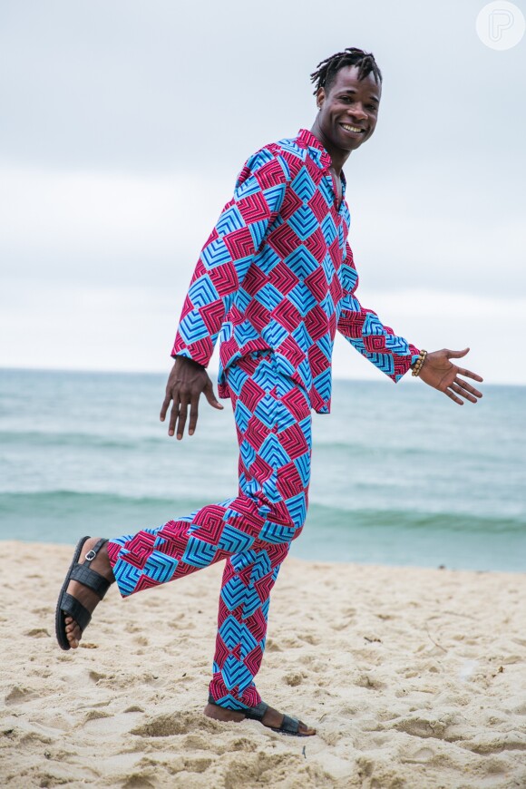 Jean Baptiste (Blaise Musipere) também usará traje inspirado em tradições africanos na novela 'Órfãos da Terra'