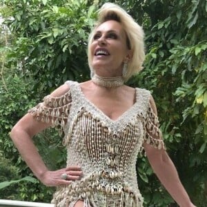 Ana Maria Braga usou vestido que estilista brasileira fez para Beyoncé nesta sexta-feira, 13 de setembro de 2019