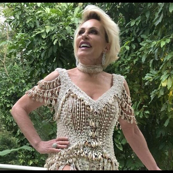 Ana Maria Braga usou vestido que estilista brasileira fez para Beyoncé nesta sexta-feira, 13 de setembro de 2019