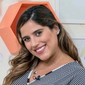 Camilla Camargo contou que 'troca figurinhas' com a mãe, Zilu Godoi, e com a irmã, Wanessa Camargo, sobre maternidade