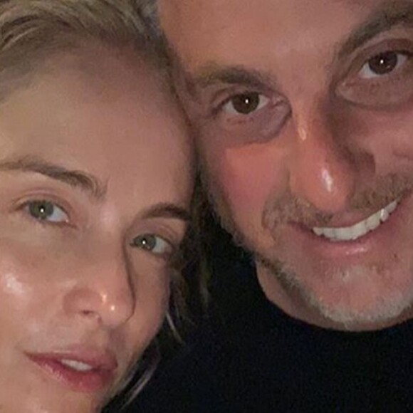 Luciano Huck mostrou um momento de intimidade de sua família neste sábado, 21 de setembro de 2019