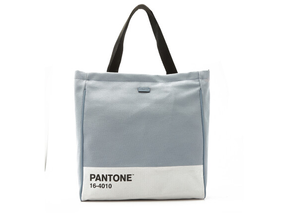 As clássicas bolsas da Arezzo também contam com os tons do verão criados pela Pantone