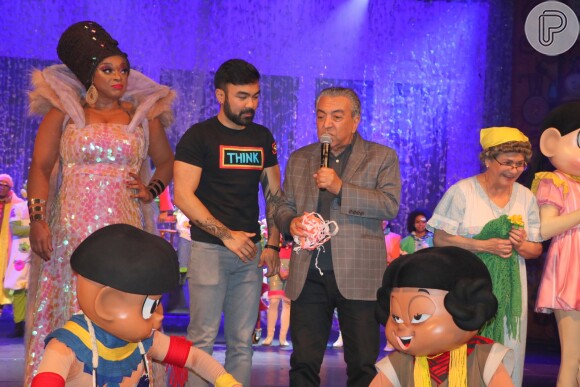 Vanessa Giácomo prestigia ré-estreia do circo da Turma da Mônica no espetáculo 'Brasilis'