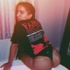Anitta faz ensaio sensual em hotel na madrugada deste sábado, 12 de outubro de 2019