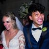 Grávida do primeiro filho, Tata Estaniecki se casou com Julio Cocielo em maio de 2018