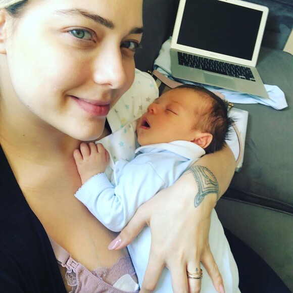 Carol Dantas falou sobre a rotina com o filho caçula, Valentin