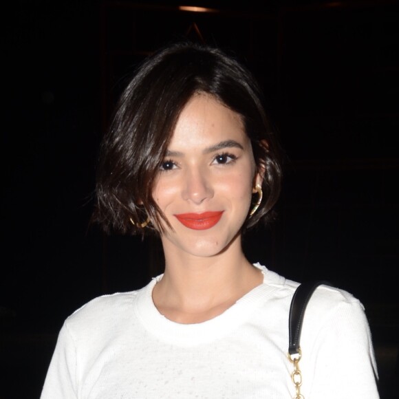 Bruna Marquezine rebateu reclamação de fã que pediu foto com ela durante o Rock in Rio