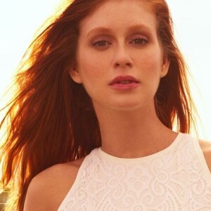 Cabelo e boca de Marina Ruy Barbosa levantam dúvidas de fãs em foto nesta quinta-feira, dia 24 de outubro de 2019