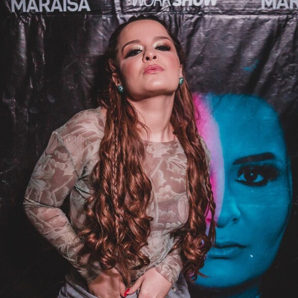 Maiara, da dupla com Maraisa, comemorou emagrecimento