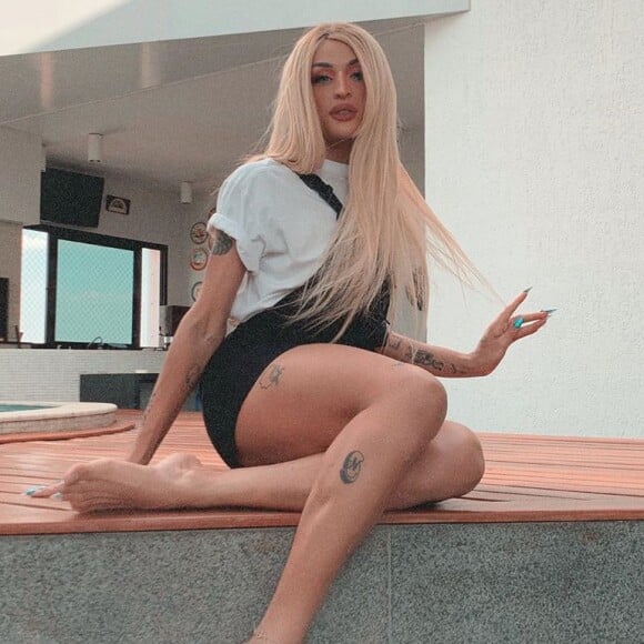 'Sempre assisti o EMA e me imaginava um dia ali. Consegui. Realizarei esse sonho. Por isso, reforço: não desistam nunca dos sonhos de vocês, não deixem ninguém dizer se você vai conseguir ou não', disse Pabllo Vittar