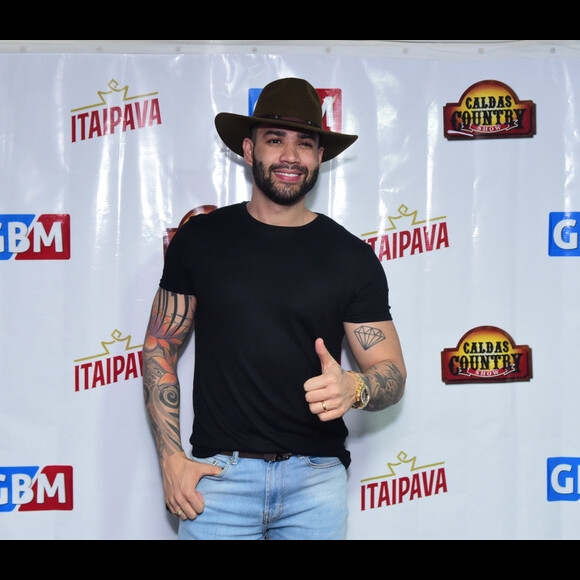 Gusttavo Lima surpreende ao falar de dores: 'Todos os dentes da minha boca amoleceram'