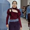 Diversidade na moda: a grife Richard Malone levou mulheres maduras para as passarelas
