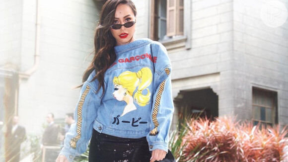 Jaqueta jeans de Sabrina Sato protagoniza look moderno com truque fashion nesta segunda-feira, dia 02 de novembro de 2019