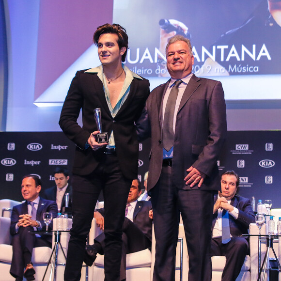 Luan Santana foi um dos premiados pela revista 'Isto É'