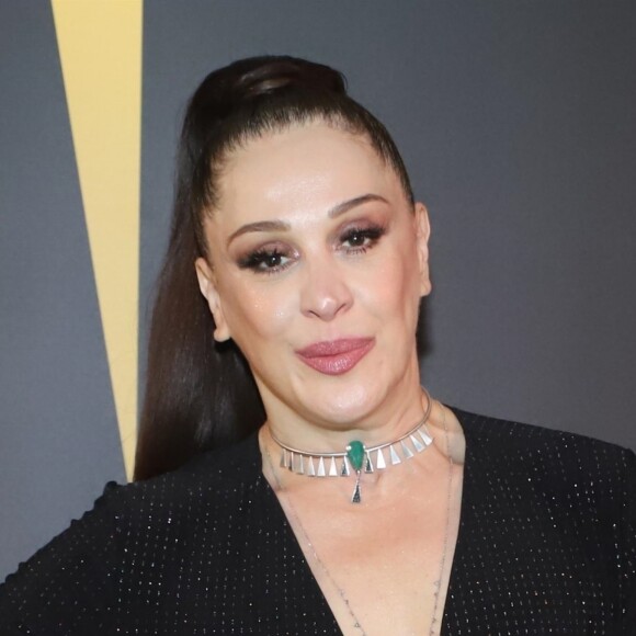 Claudia Raia aposta em vestido com transparência para renovação de votos com o marido, Jarbas Homem de Mello, neste domingo, dia 08 de dezembro de 2019
