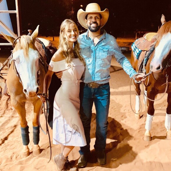 Sorocaba e Biah Rodrigues vão fazer chá revelação do sexo do bebê que está esperando