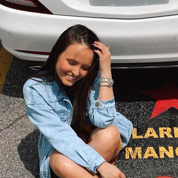 Larissa Manoela se despediu do SBT esta semana após gravar suas últimas cenas da novela 'As Aventuras de Poliana'