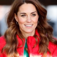 Look de Kate Middleton em cartão de Natal se esgota em menos de 24h. Saiba mais!