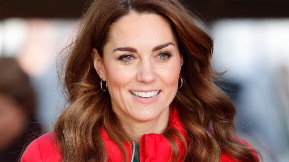 Look de Kate Middleton em cartão de Natal se esgota em menos de 24h. Saiba mais!