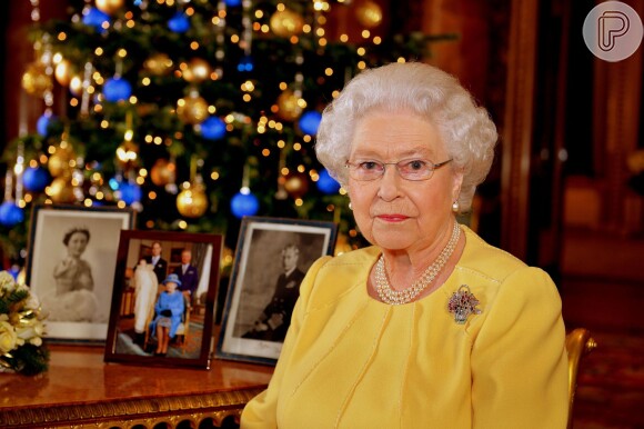 A Rainha Elizabeth II divulgou foto sem Archie, Harry e Meghan
