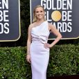   O vestido branco da grife Roland Mouret foi aposta de  Reese Witherspoon para o Globo de Ouro, que aconteceu neste domingo, 5 de janeiro de 2020 