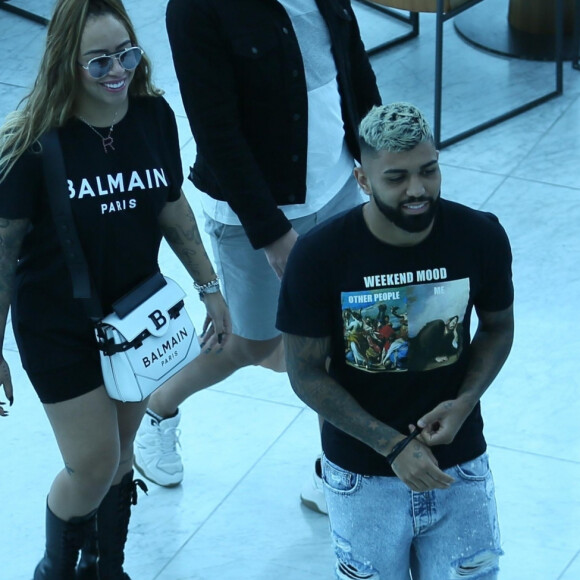 Gabigol e Rafaella Santos deixam show após briga neste sábado, afirma fãs