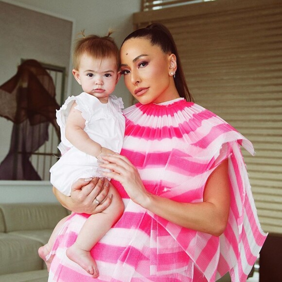 Sabrina Sato se sente mais leve e mais disposta nas aulas desde que se tornou mãe de Zoe